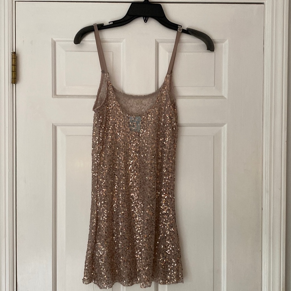 Sequin see through tank